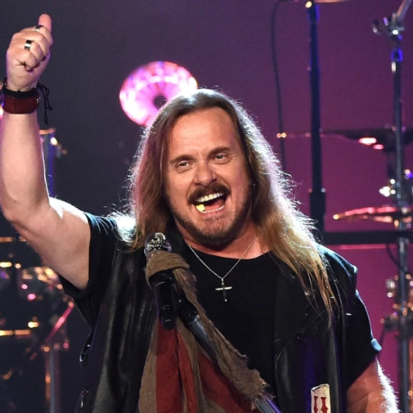 Johnny Van Zant Height: Exploring the Stature of the Lynyrd Skynyrd Frontman