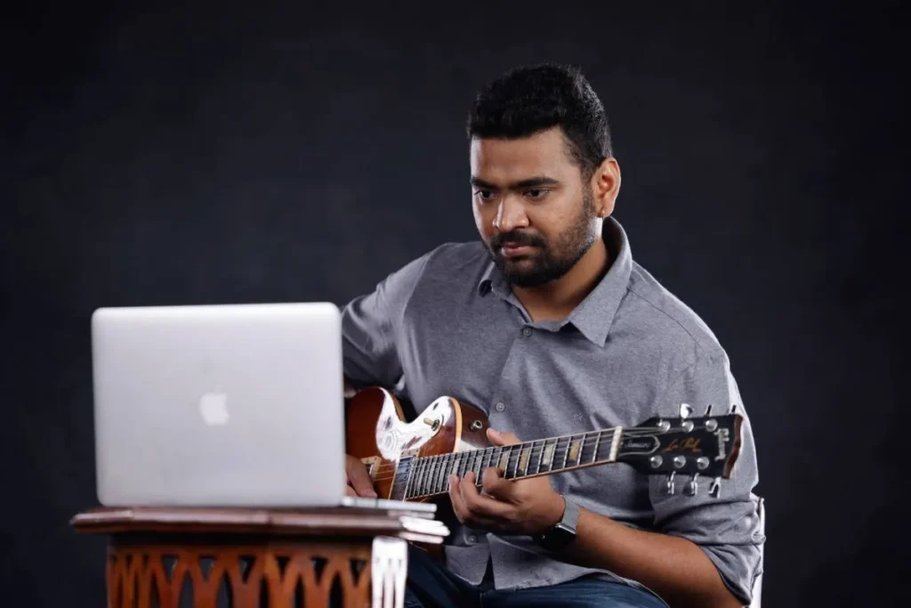 Why Learning Carnatic Guitar Online Is Perfect for Modern Musicians